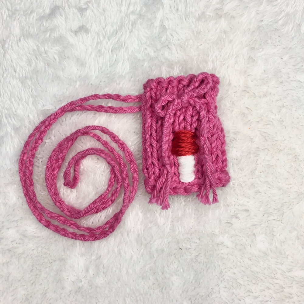 Mini Crystal Pouch Necklace - Picture 5 of 5